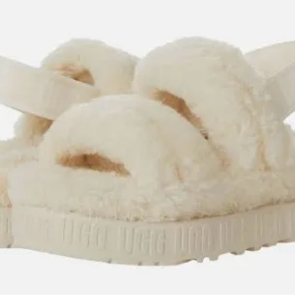 UGG Oh Fluffita Slides in Cream Women’s 11